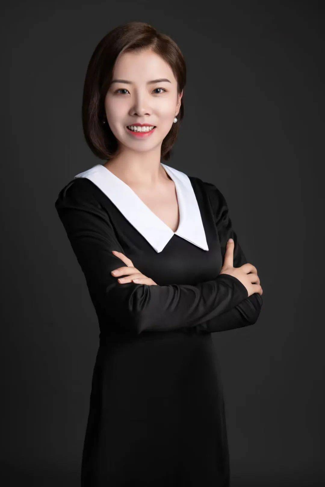 热烈祝贺韩丹,一级教师,从教12年,2021年被评为"经开区优秀班主任".