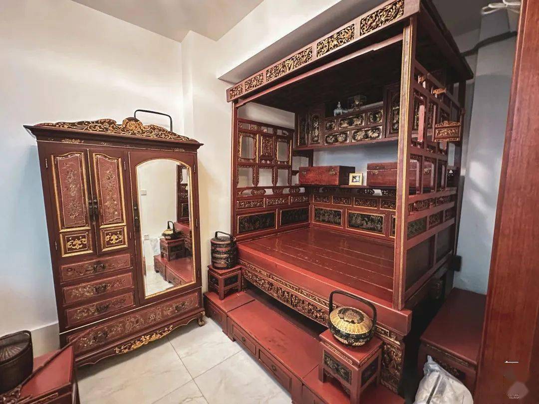 一张闽南"眠床",细述泉州人的家族记忆_女士_祖母_工艺