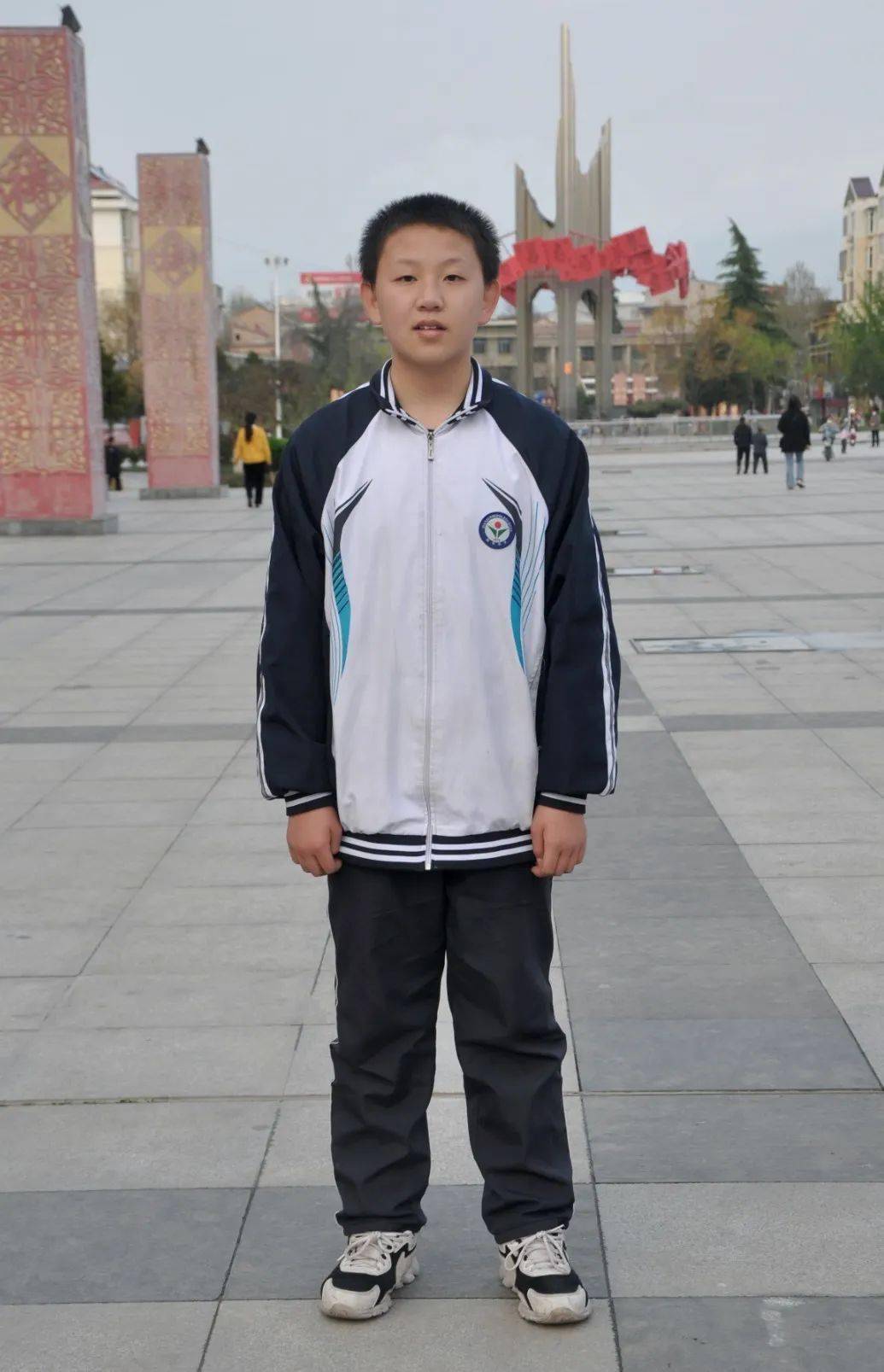 齐政杰牛枫舒,女,汉族,2007年5月出生,咸阳市三原县南郊中学高一年级1