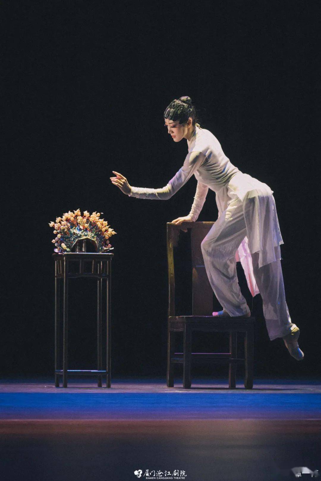 "谭一梅在参加舞蹈综艺时,领队金星老师曾这样点评她.