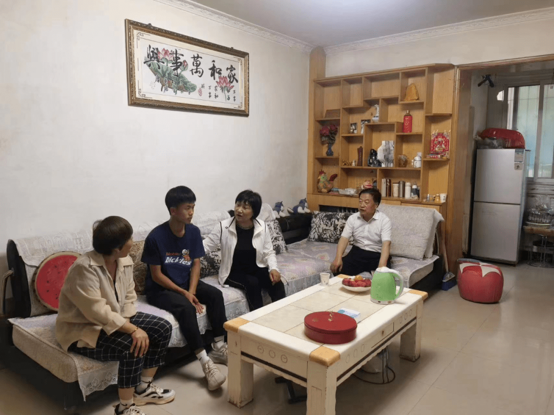 "三抓三促"陇南人大在行动 | 田晓琴在成县进行三级人大,四级代表联动