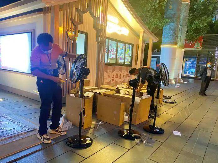 爽爽贵阳城 暖暖贵阳人｜筑城广场方舱检测点的“八方支援”感动着这座城