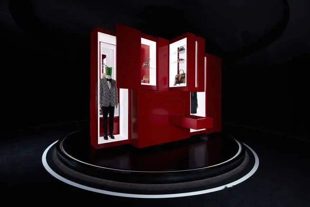 台姐有料|《古驰寰宇》典藏展,揭秘gucci美学宇宙_品牌_ford_tom
