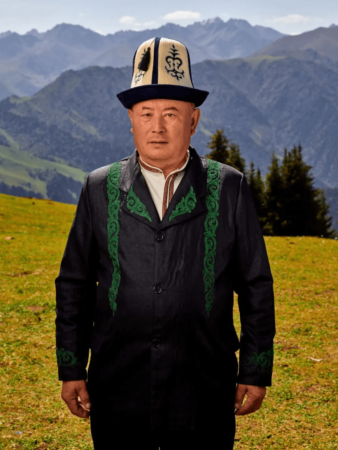 《玛纳斯》传唱在中国摄影艺术节_展览_李奥_文化