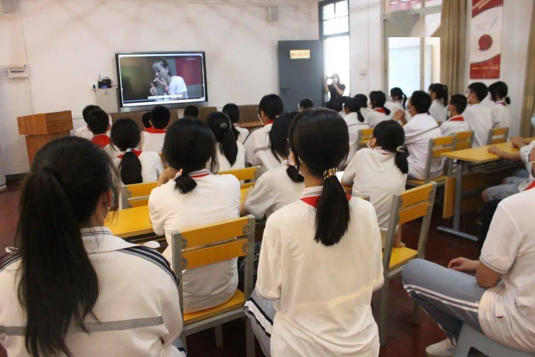 【禁毒教育】漳州七中师生一行到漳州一职校参观漳州市青少年毒品预防