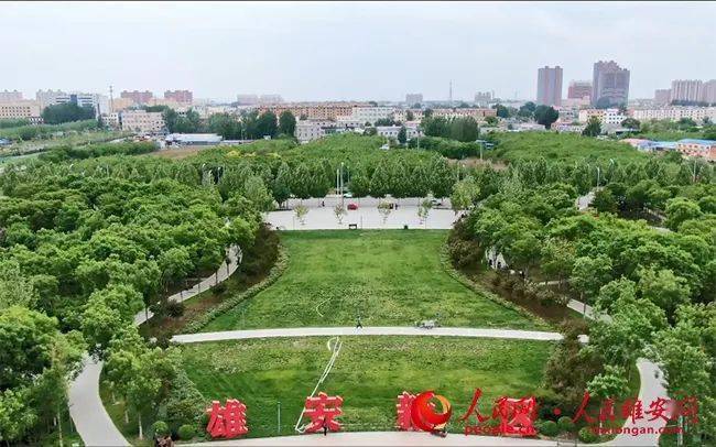 据了解,容城县此次开展绿地开放共享试点的公园绿地包括三贤文化公园
