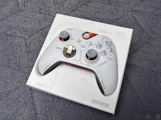 太空漫游!《星空》限量版xbox手柄/耳机开箱图赏