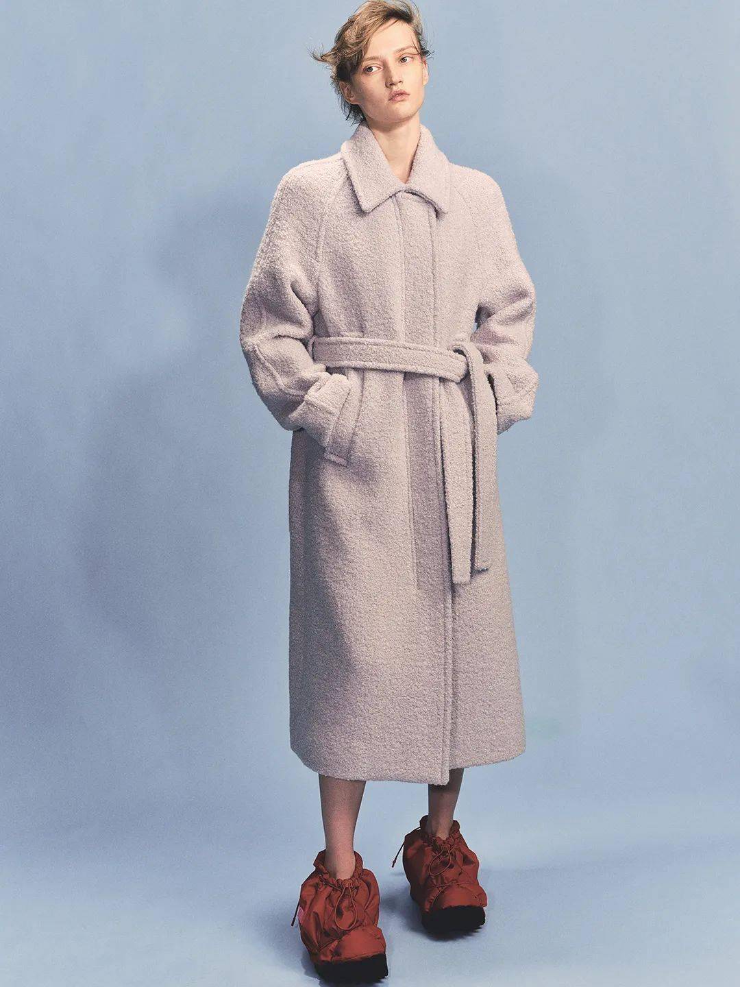 2f | iiiviviniko 2023秋冬广告片发布_品牌_咨询