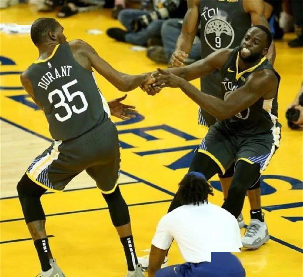 杜兰特开麦对喷!格林报价一亿!_阿杜_普尔_勇士