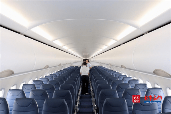 青岛航空再添一架空客a321neo飞机 机队规模增至36架_保障_胶东_相关