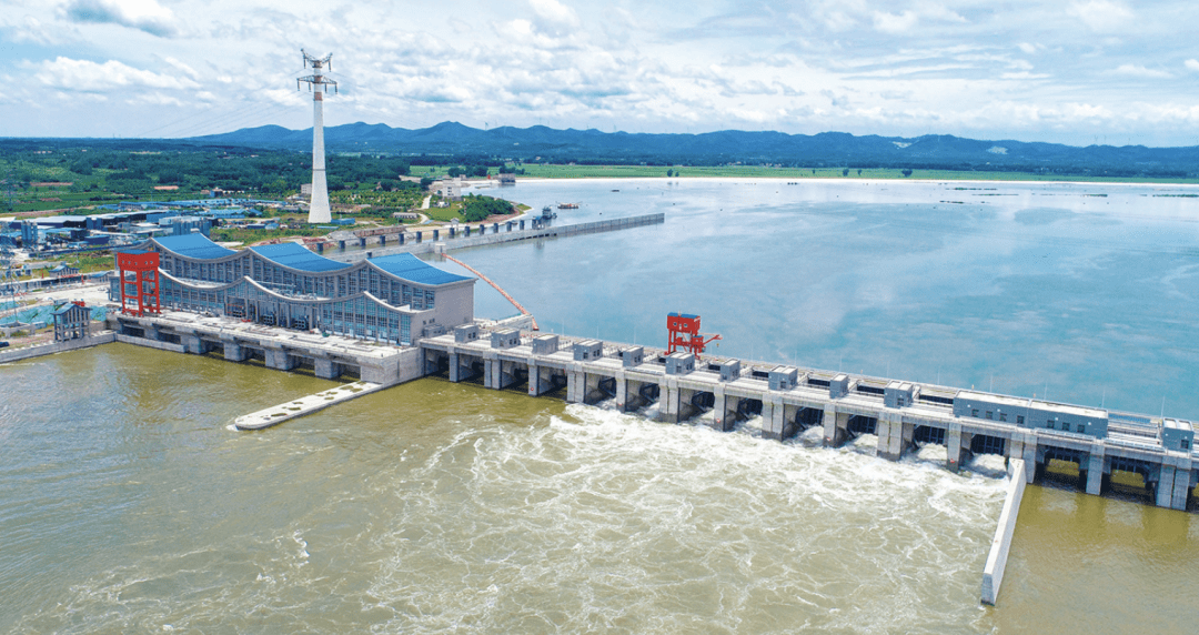 湖北碾盘山水利水电枢纽工程首台机组正式投产发电_供水_灌溉_聂航