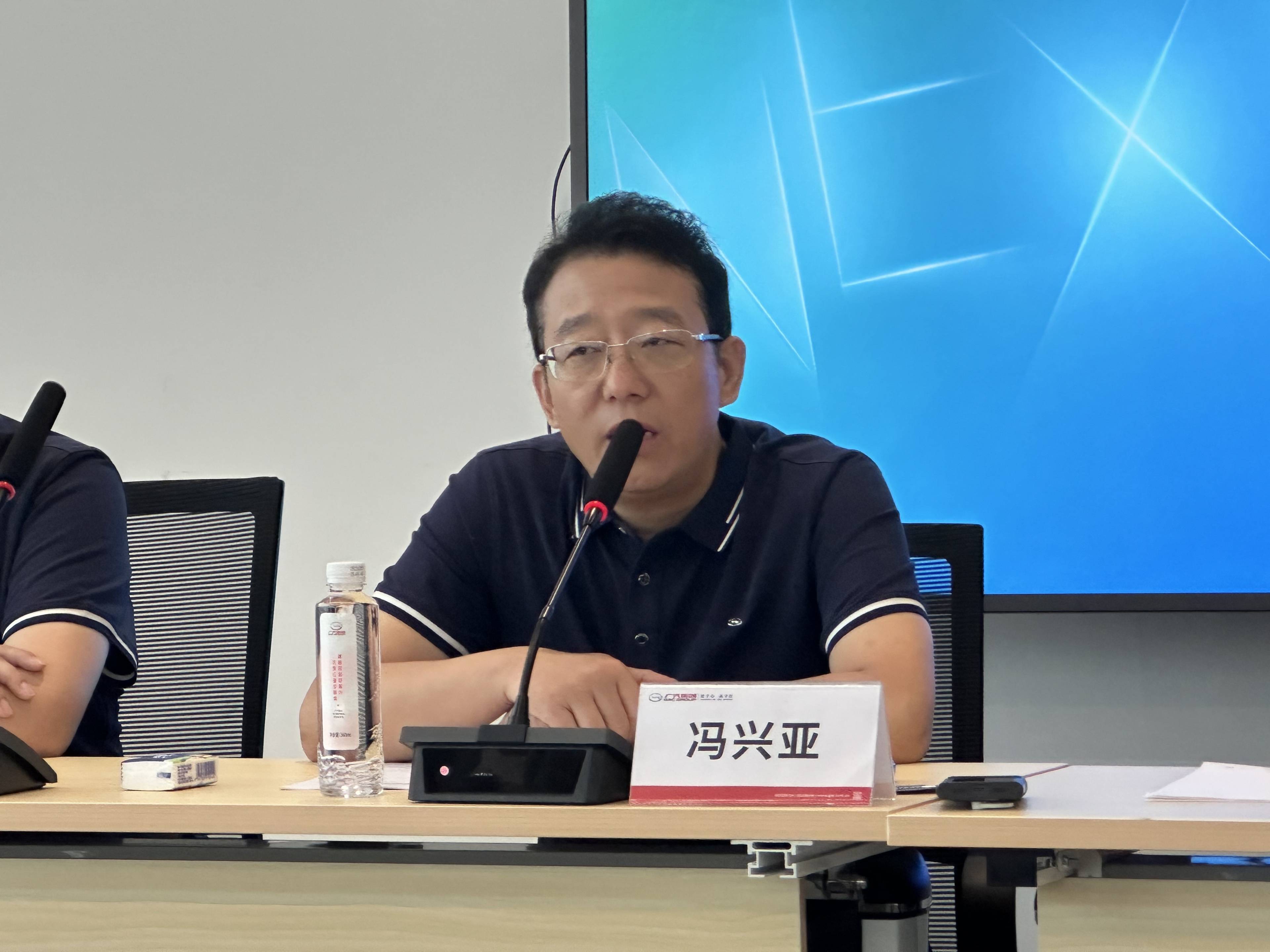 图片来源:每经记者 孙磊 摄"广汽飞行汽车gove代表了广汽立体出行的一