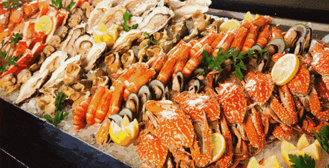 体会热带雨林中的黎苗文化槟榔谷感受水清沙白的"天下第一湾"亚龙湾