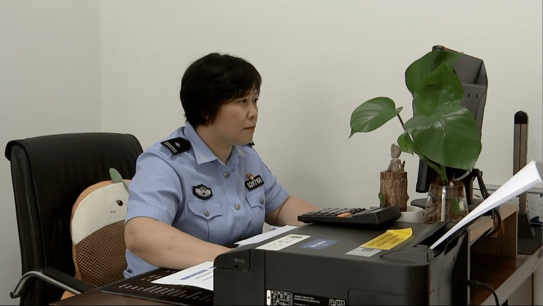 【党员风采】刘海霞:不忘初心、牢记使命 用坚韧承担着梦想的“责任”_工作_禁毒_宣传