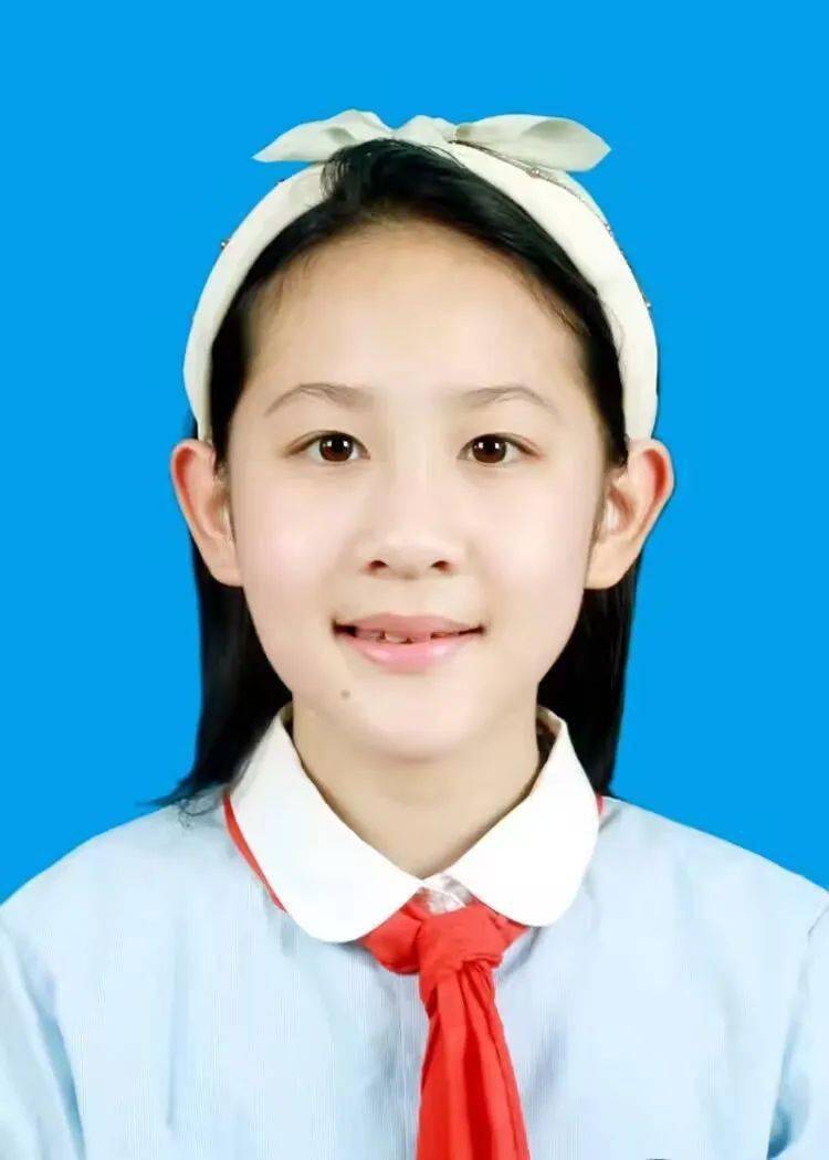 柳州市柳南区实验小学教育集团智美校区五年级(5)班学生马楚涵穿山镇