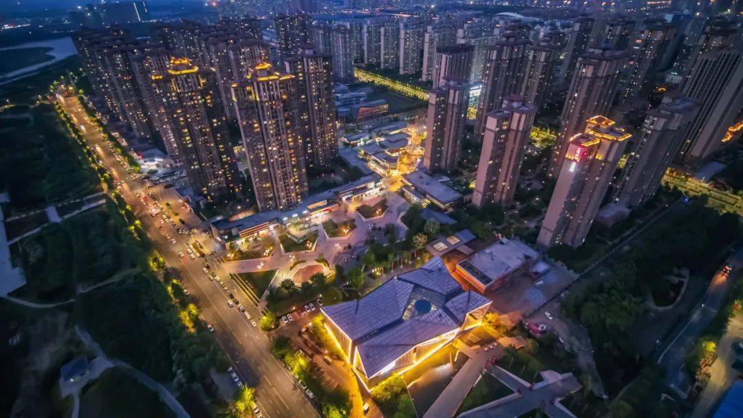 十年"玖"期,万科城对郑州的热爱从来不遮掩!_业主_大城_服务