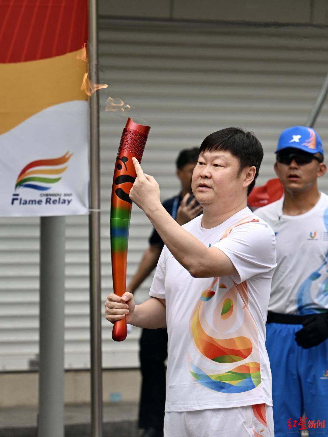 我是大运火炬手丨姚夏:我和艾克森成为火炬手,是对蓉城足球的认可_成都_纪录_中超