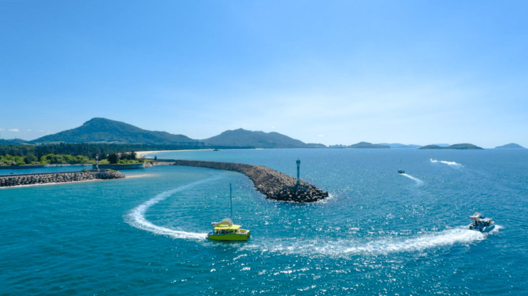 应届高考生凭有效证明报名内含3天专业培训 1次ow潜水证考试初级潜水