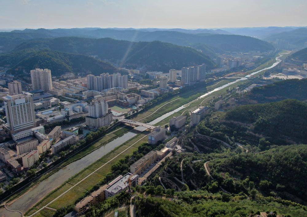 这是6月26日拍摄的延安新区(无人机照片).