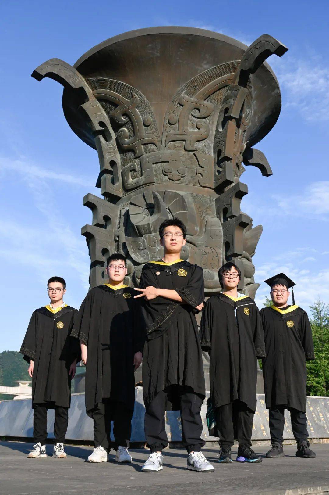 西工大"空天地海"毕业照,送给毕业的你!_祝福_启航_服务