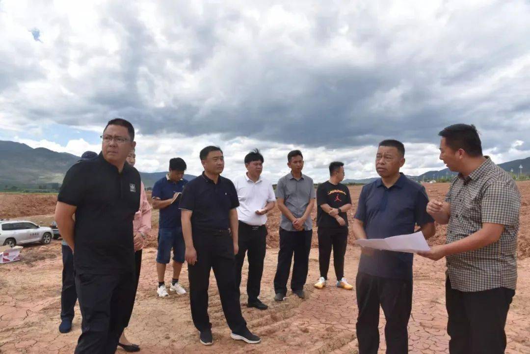 苏武阿辉调研丽江机场三期改扩建项目和安置区建设时强调:坚定信心