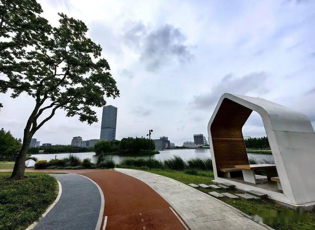 静美的远香湖_嘉定_新城_面积