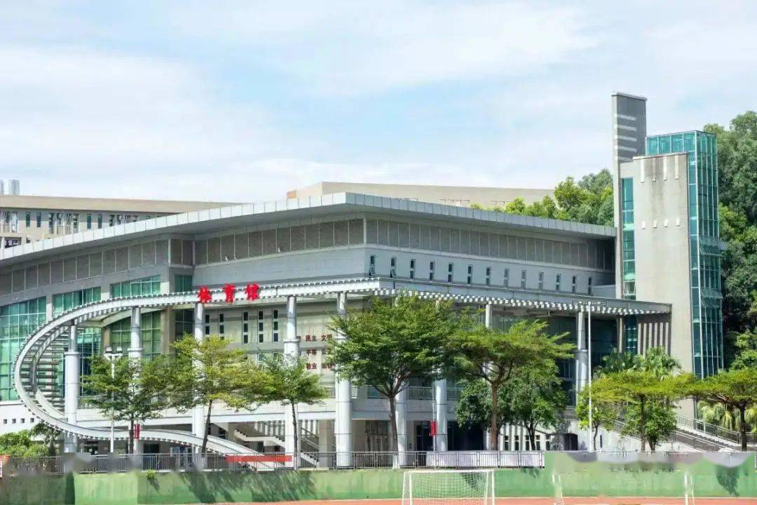 择校菌推出【走进大学序列专题推文】—【中山火炬职业技术学院】