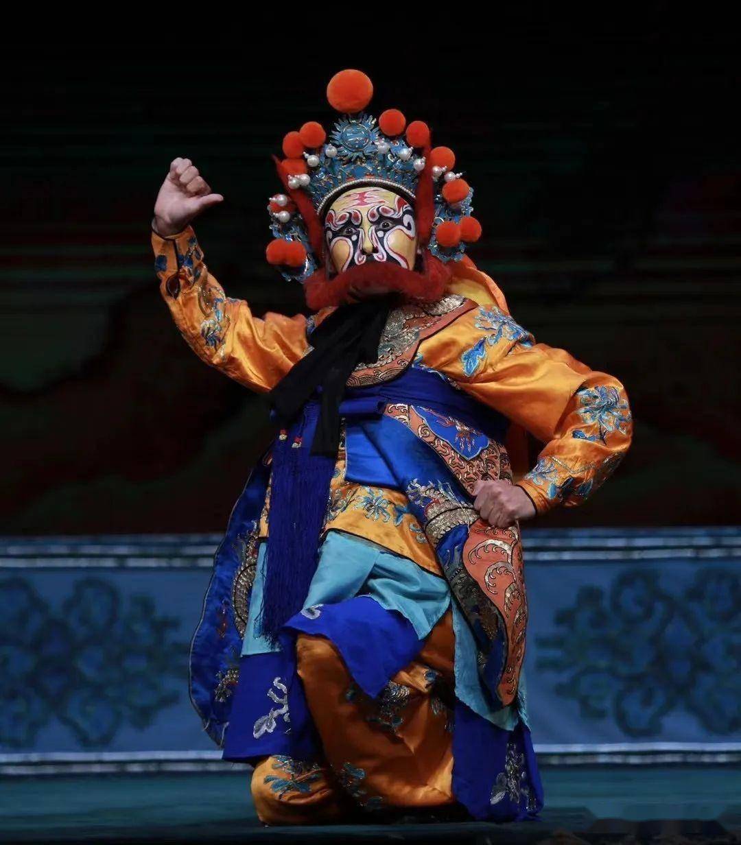 今晚(7月8日),国家京剧院《京剧名剧名段演唱会》在淄博剧院开演.