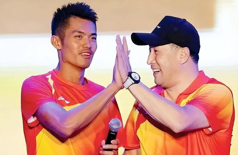 李永波近况:回忆太甜蜜,不过妻子好难追,如今他两鬓斑白已成霜_国羽