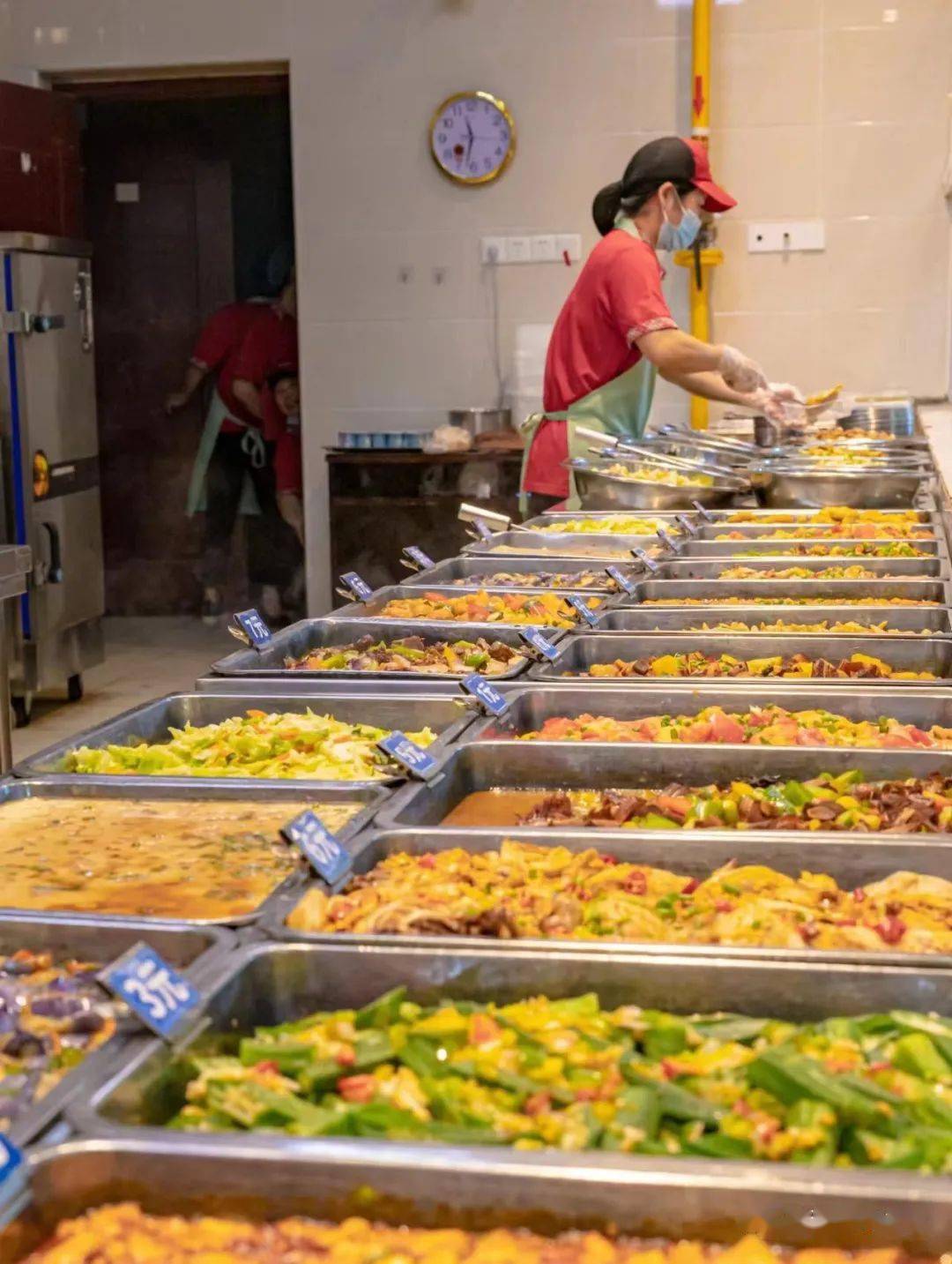 from笛火家的味道vs厦大餐饮拿手菜推荐三层楼都有快餐窗口米饭:一楼