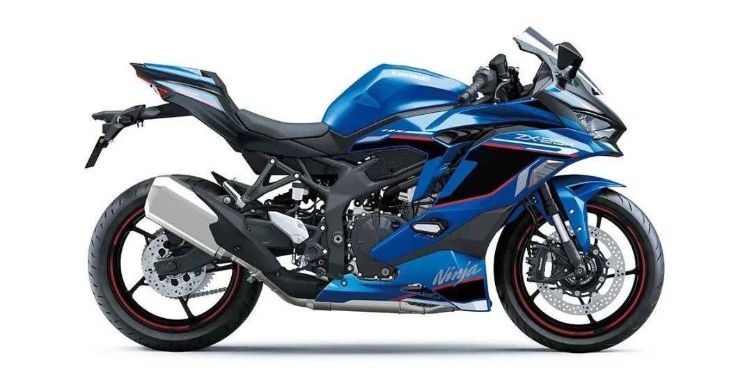 红蓝搭配,川崎四缸250新面貌_搜狐汽车_搜狐网