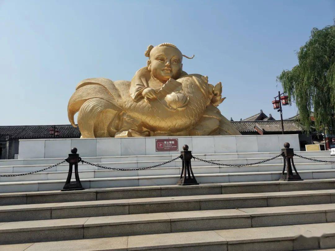 由霍玉棠,韩春荣二人创办,是新中国成立后仅存的一家年画作坊