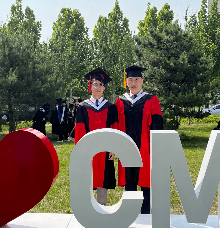 榜样| 我校五位博士荣获"首都医科大学王忠诚优秀研究