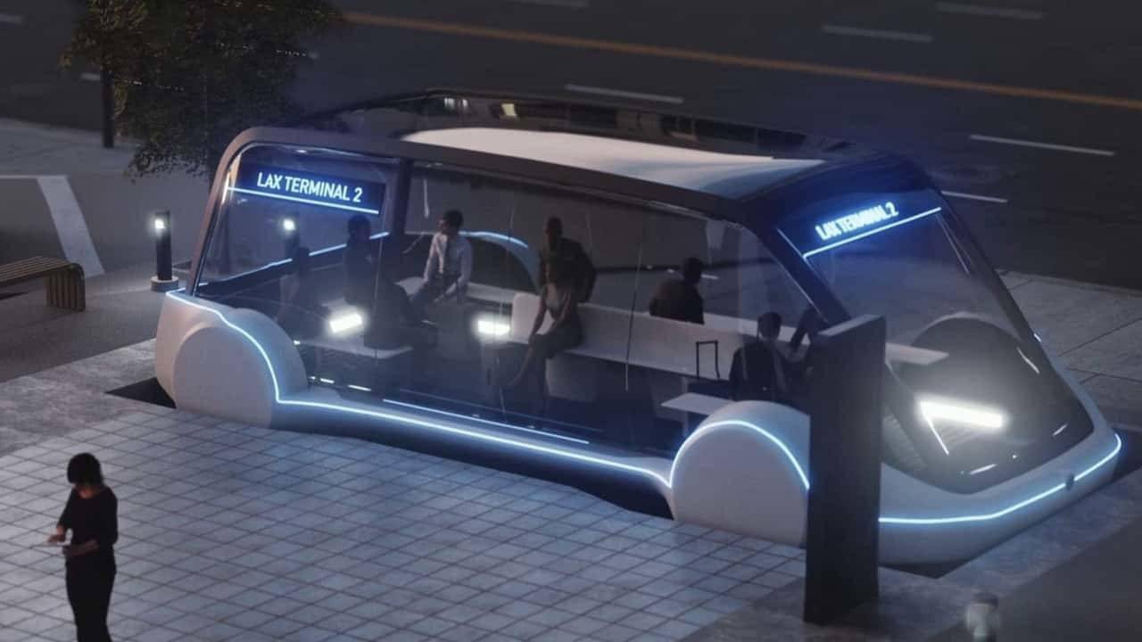 特斯拉电动小巴原型车曝光 整体外观看起来像一辆自动驾驶的穿梭巴士