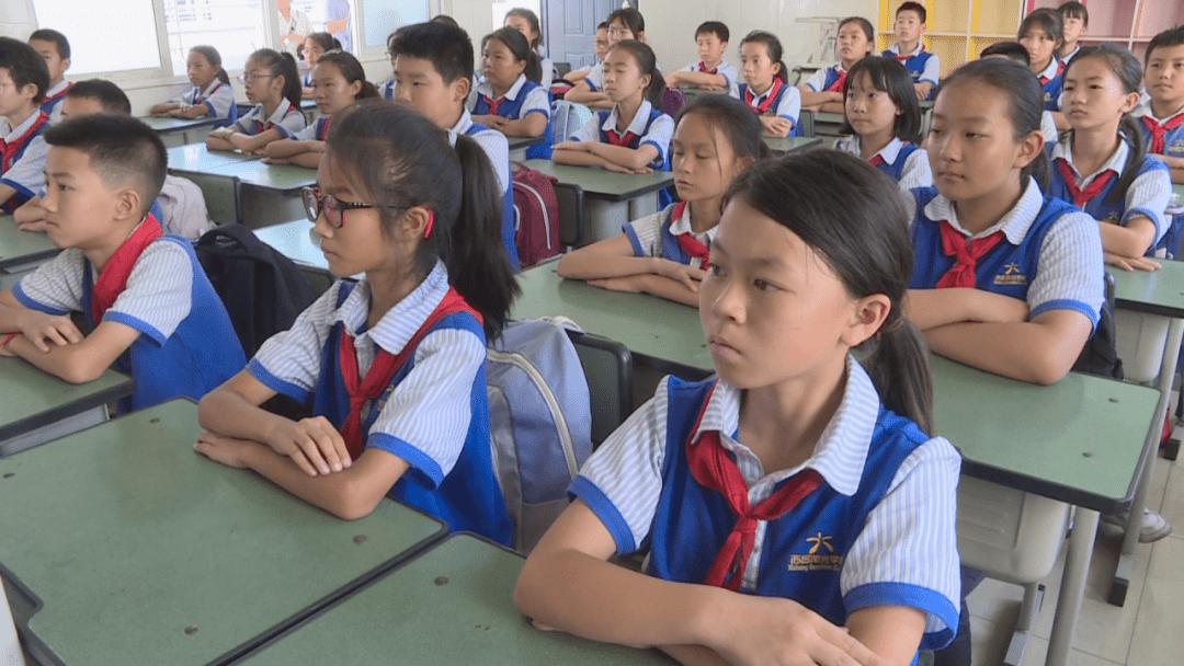 快乐过暑假 安全不放假丨西昌阳光学校开展假期安全主题班会_教育