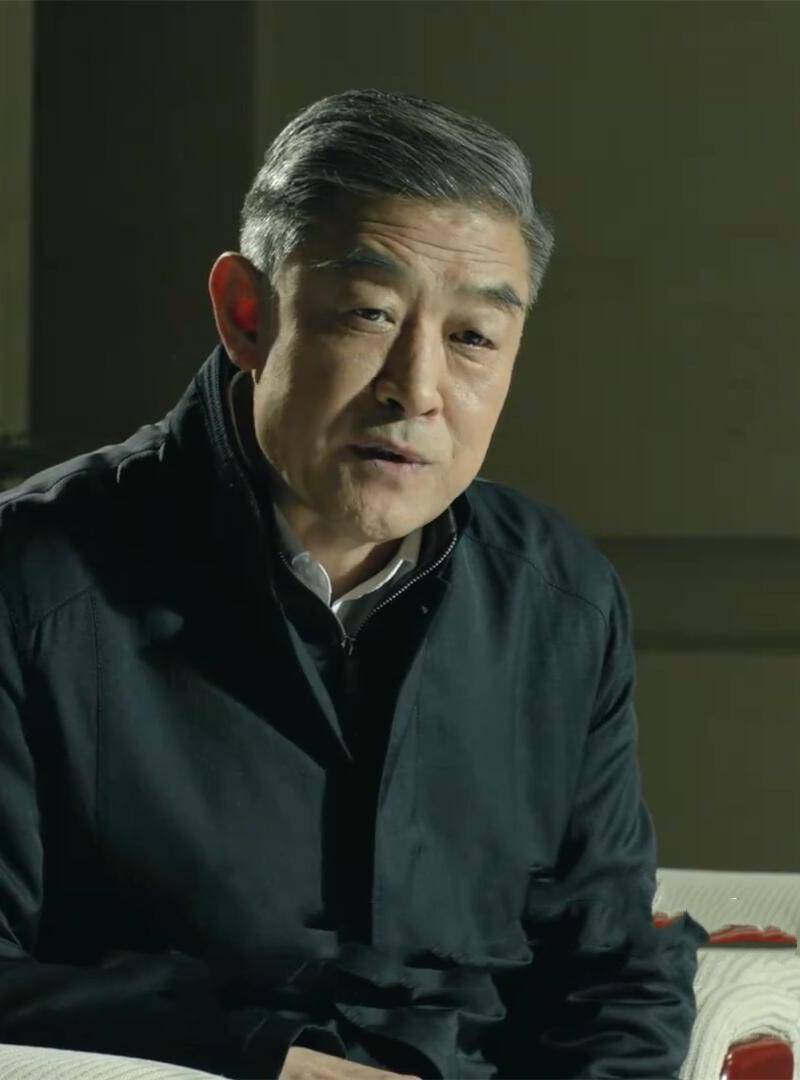 顺势扫了一下山水庄园,吓得祁同伟和高小琴都十分着急,高育良也连忙