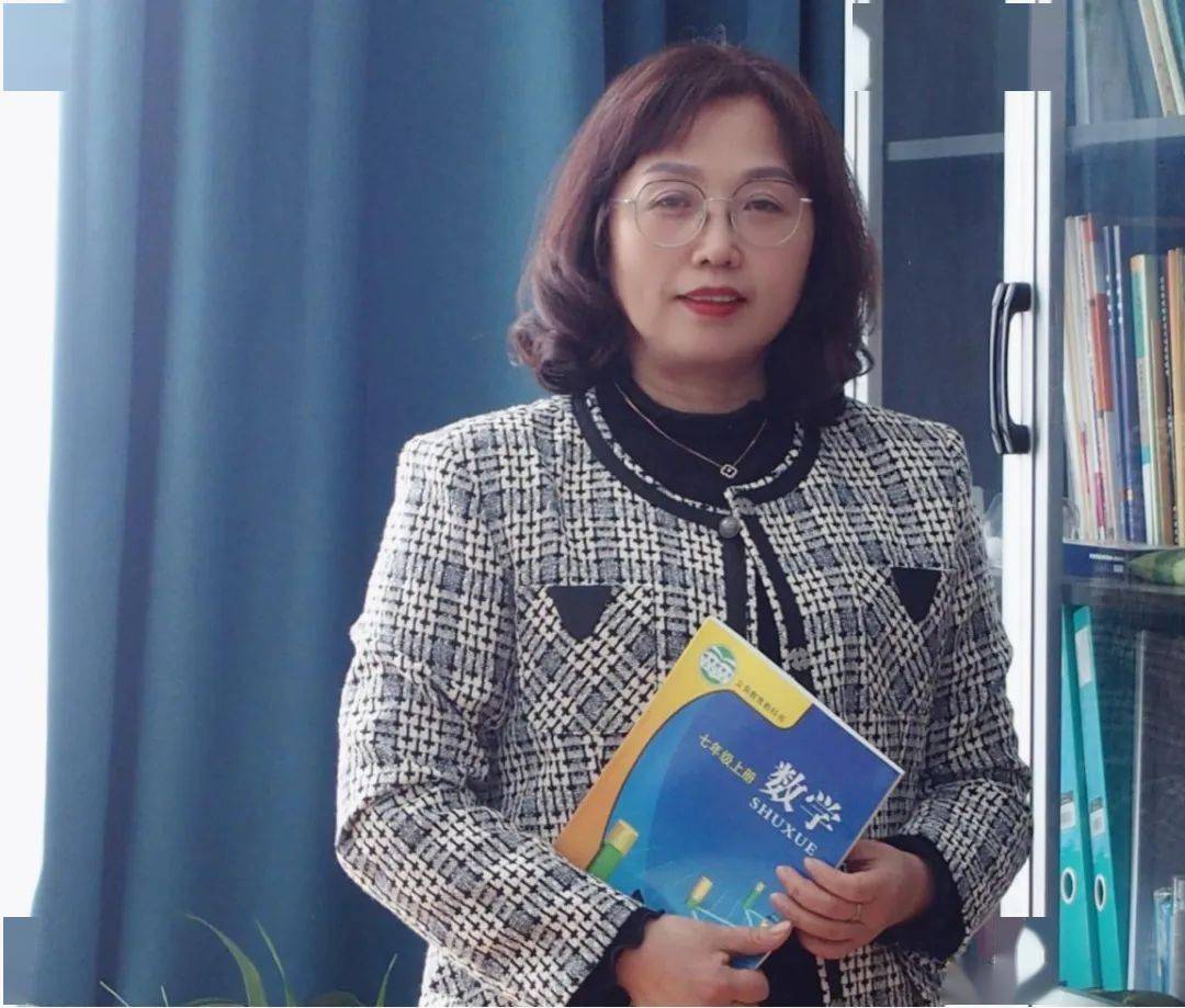 孙敏丽是长兴县水木花都幼儿园副园长,中小学一级教师.