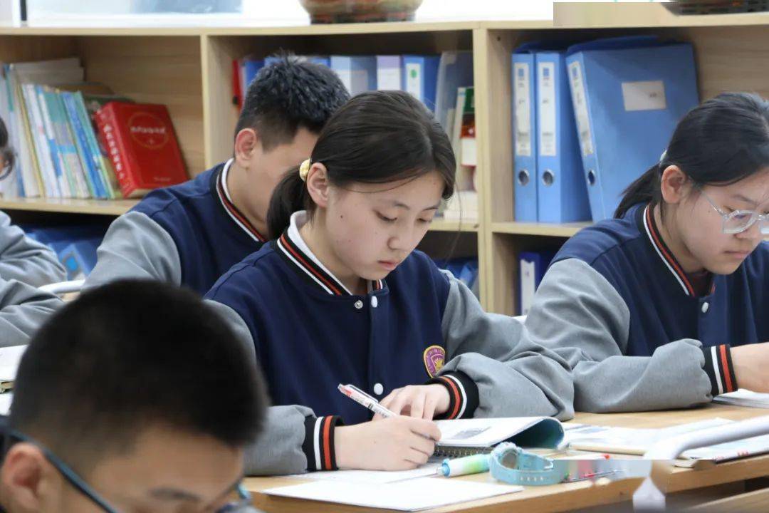 太原风帆中学中考复读班7月22,23日下午师生见面会