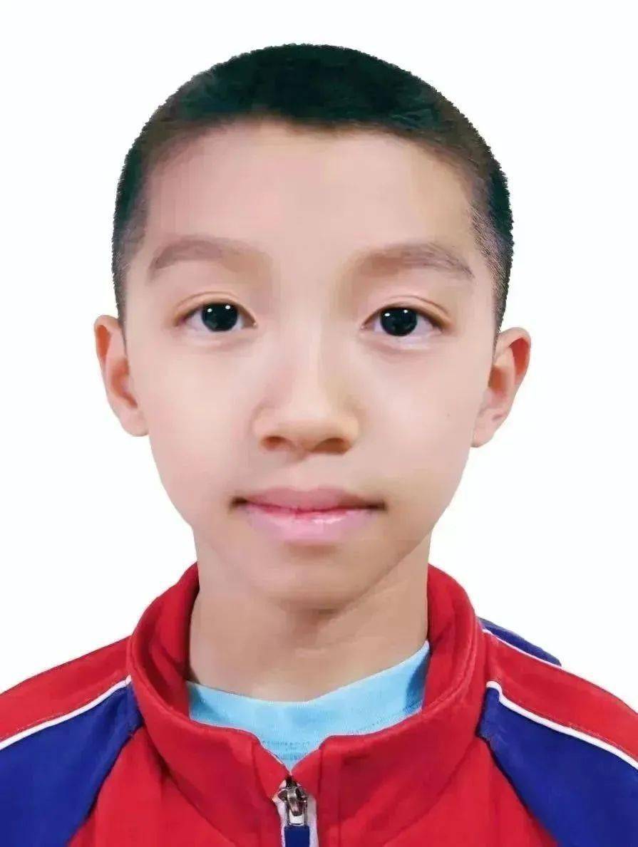 三级15盾渠孟临和口语满盾的同学三级成绩优秀黄宇杨袁圆肖施彤赵子轩