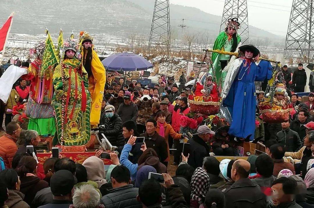 天水凤凰山庙会图片