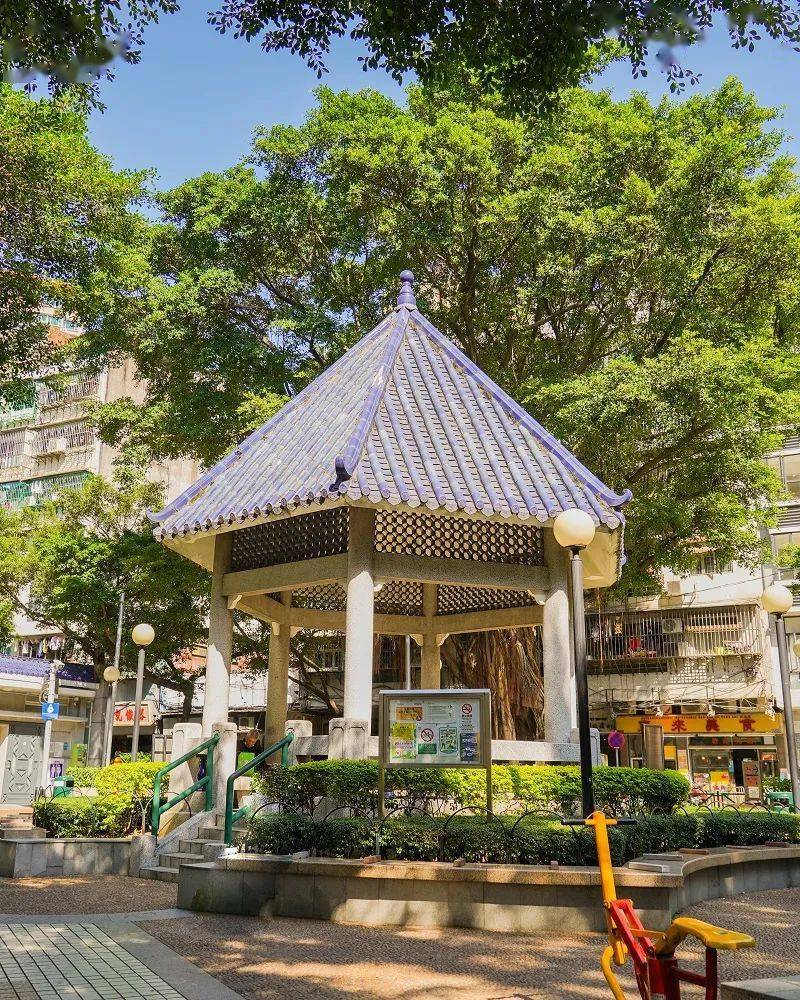 位于三条大马路交界的「三角花园」是澳门的袖珍花园之一,其中最具