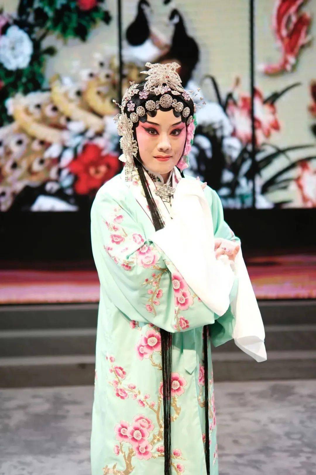 师从薛亚萍,张学浩,董翠娜,程青,张逸娟,李近芳,李艳萍,万玲媛,魏宝菊