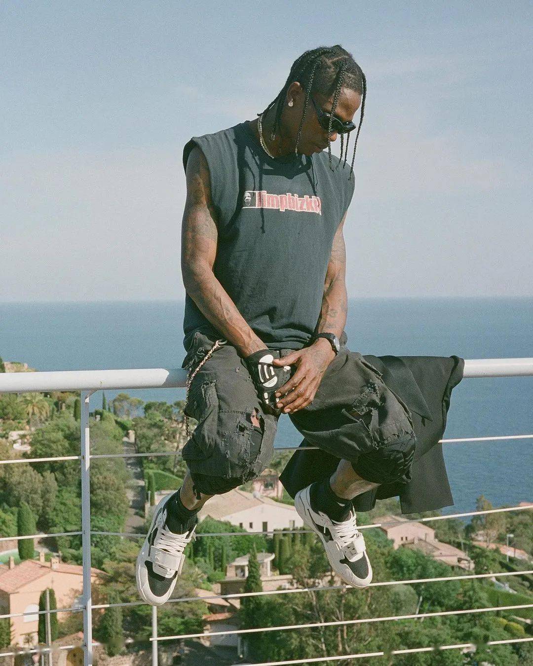 travis scott上脚倒钩新鞋