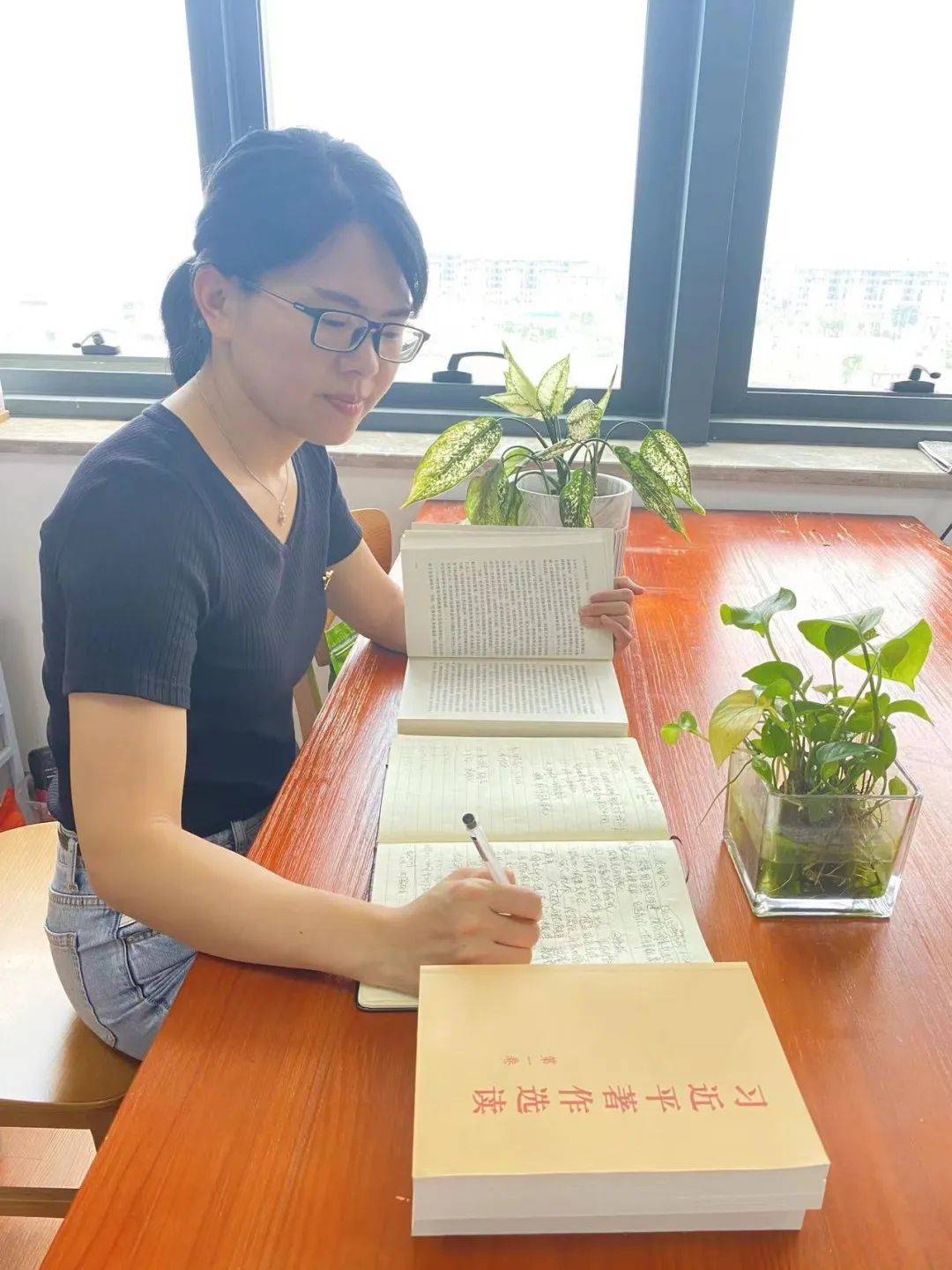 书写无愧于青春的人生华章_人民_力量_群众