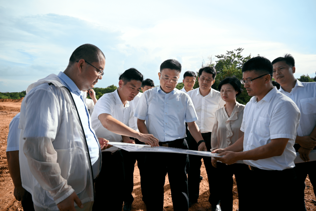 谭伯乐实地调研职教城重大重点项目推进情况_建设_安义_等项目