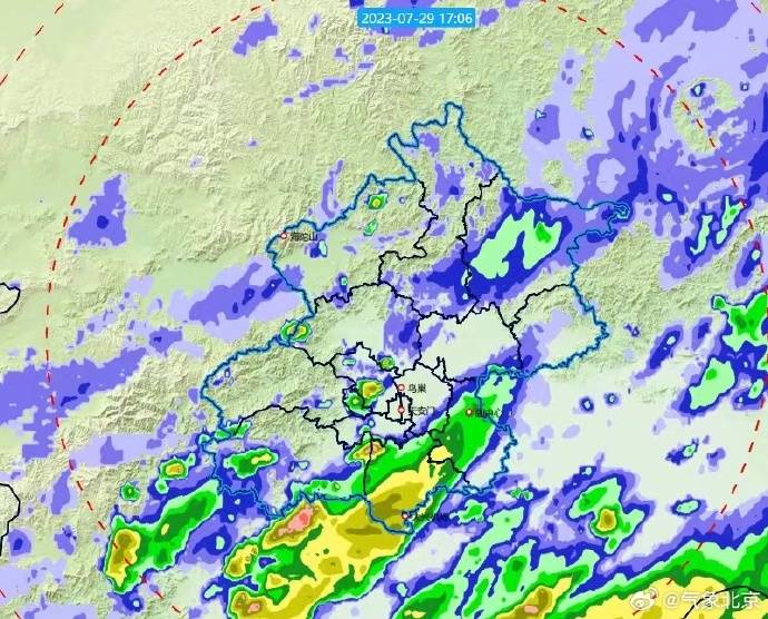 预计未来2小时北京地区有分散性雷阵雨，局地短时雨强较大 降雨量 阴云 消息