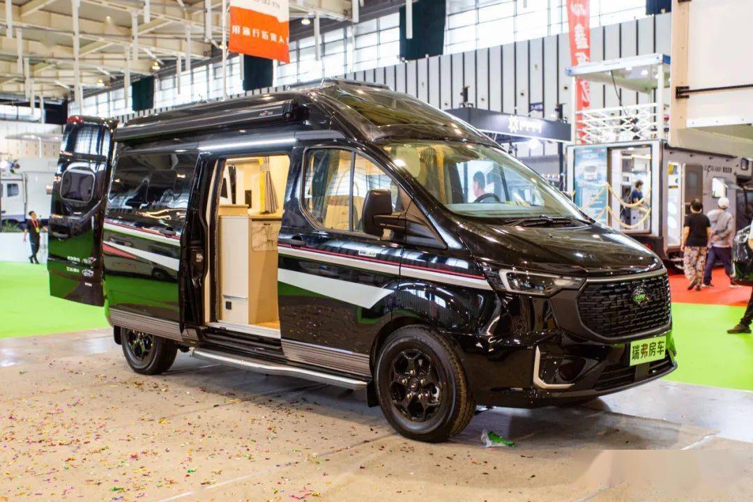 展会第三日:瑞弗启界r500「灵动版」 自由灵动 一车多用 能朝九晚五