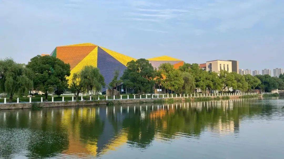 萧山中学发布2023年高考喜报!_高校_全体师生_青云