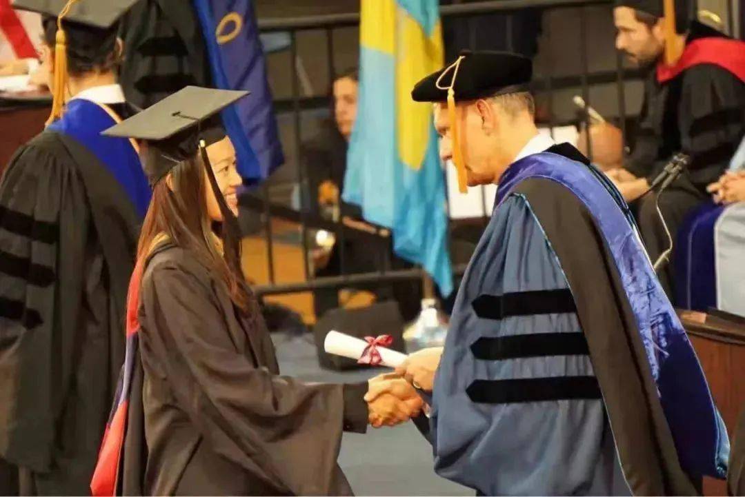 回应_女儿_爸爸