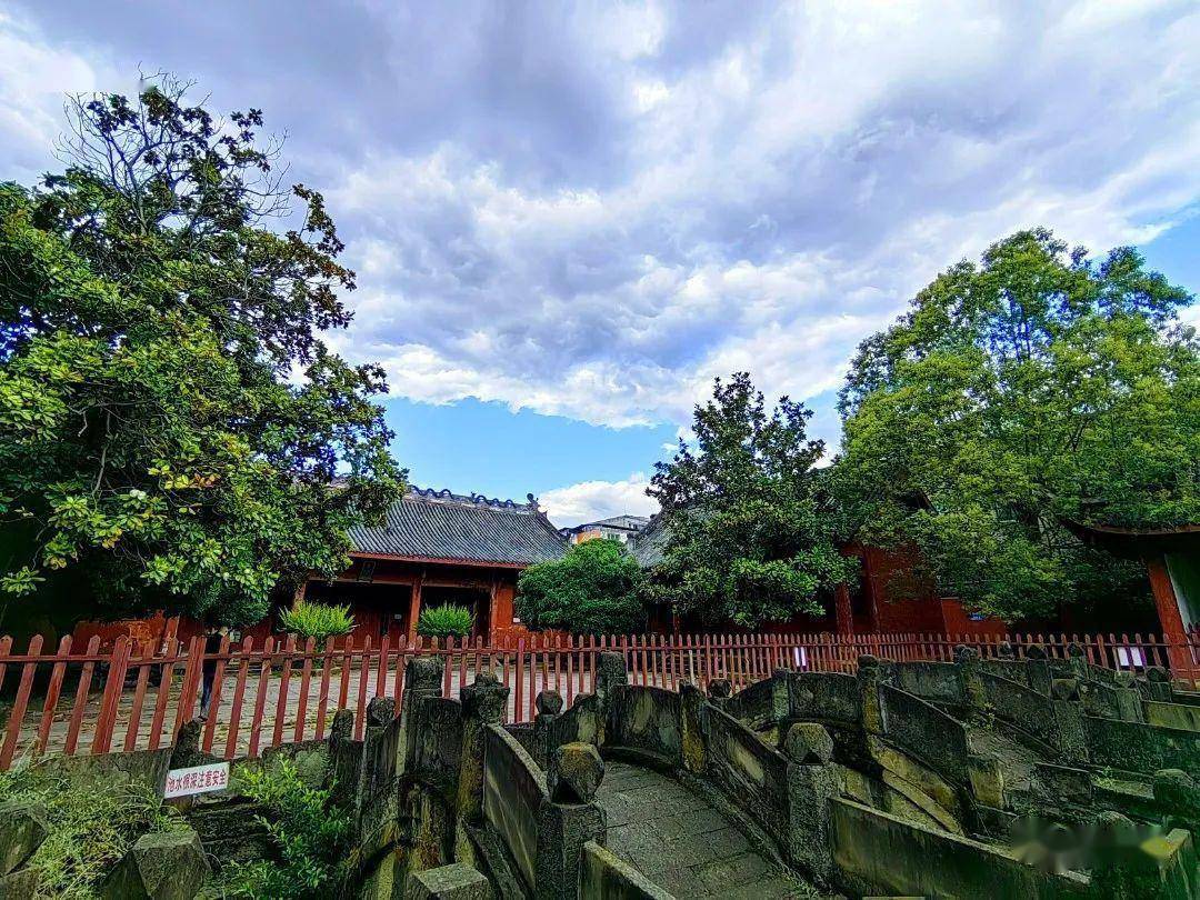 在中江,向云端……_城市_南塔_文庙